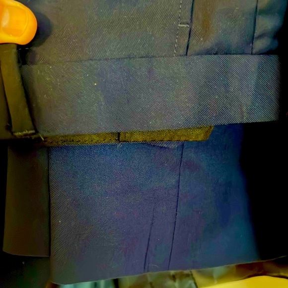 New Men suit size 42R (Read the descriptions) - Picture 4 of 4